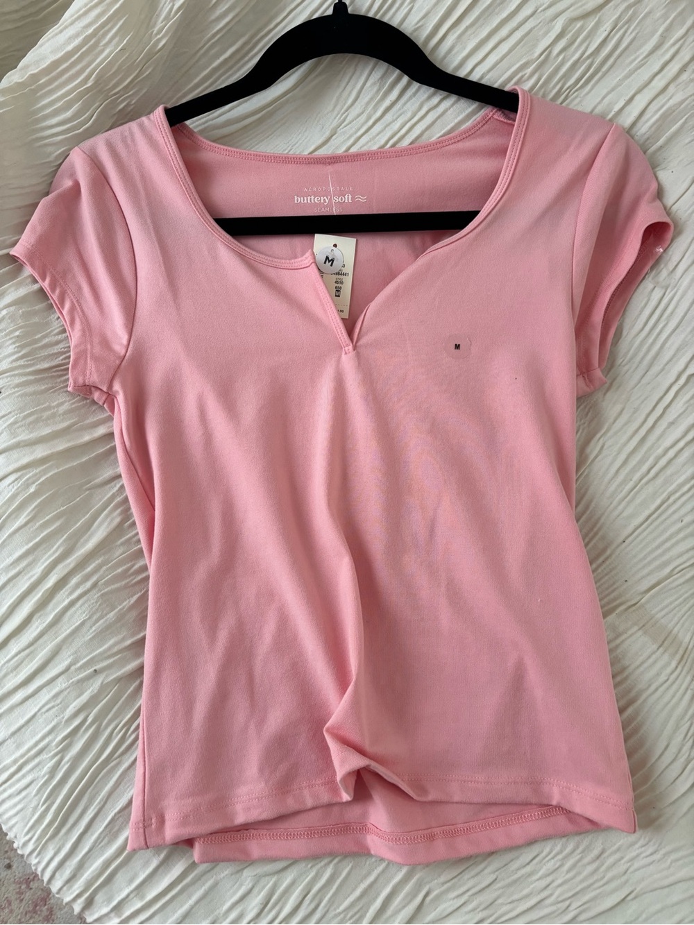 NWT; Aeropostale Women’s Pink Tee-Shirt